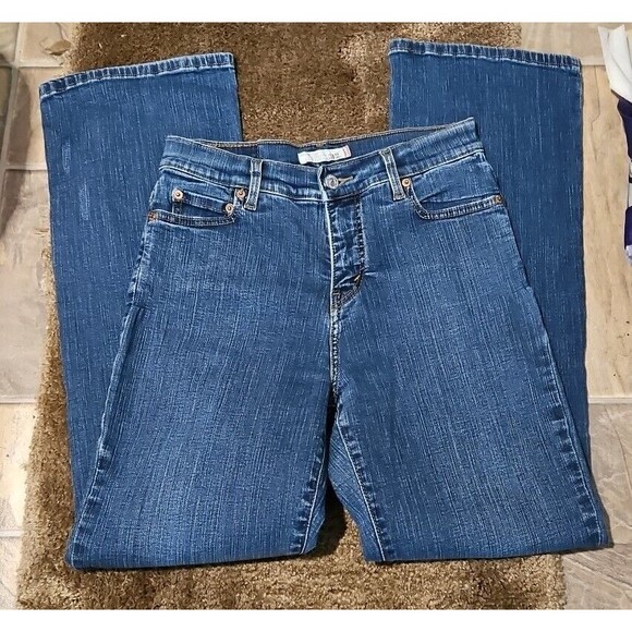 Vintage Levi's 512 Blue Denim Perfectly Slimming Boot Cut Jeans 6 28x30 Midrise - Picture 5 of 8